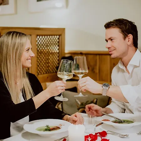 & Restaurant Stern Ξενοδοχείο 4*