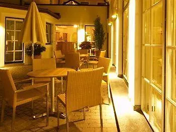 & Restaurant Stern 4*