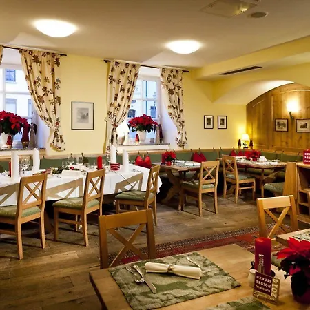 Szálloda & Restaurant Stern Gmünd