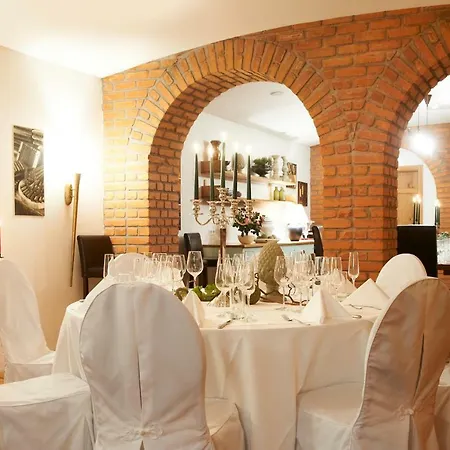 & Restaurant Stern 4*